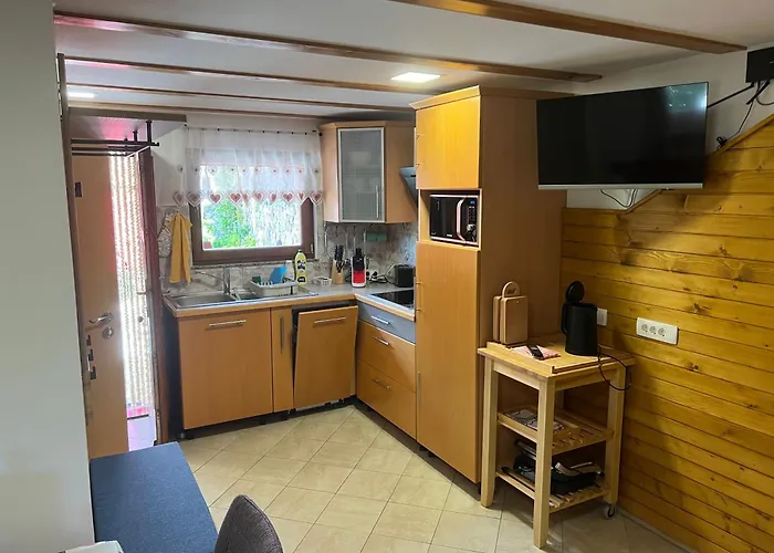 Apartma Nagelj Апартаменты